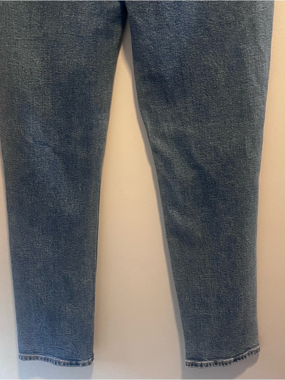 American Eagle Strigid Mom Jeans High Rise Distressed Ripped Vintage Y2K Denim - Picture 4 of 14
